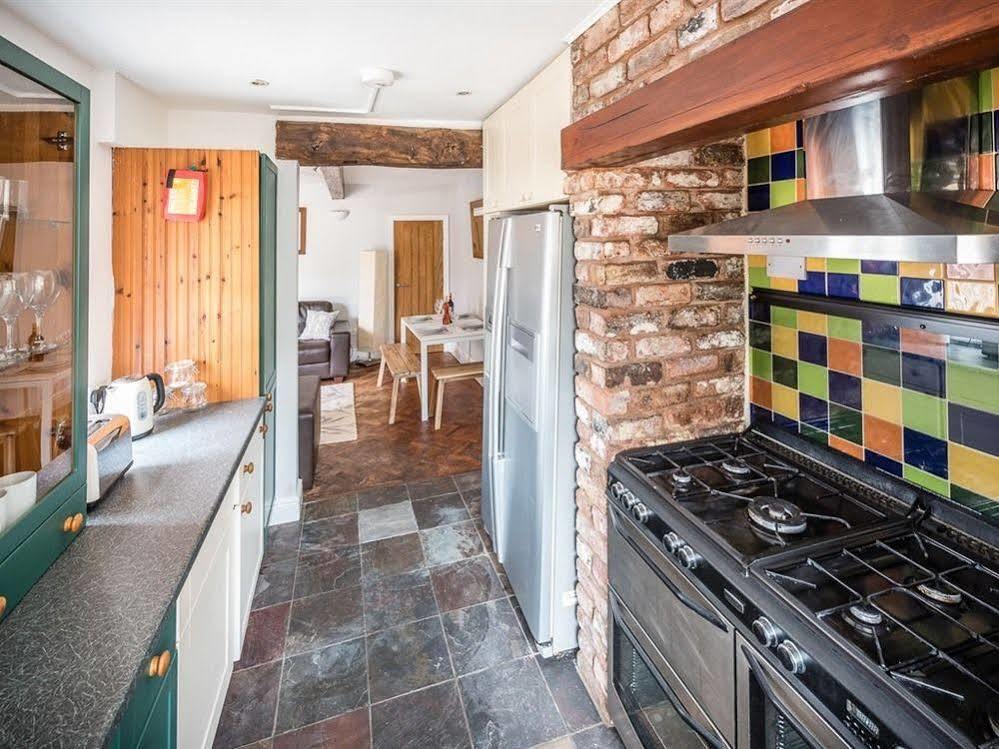 Newlyn House Appartement Christleton Buitenkant foto